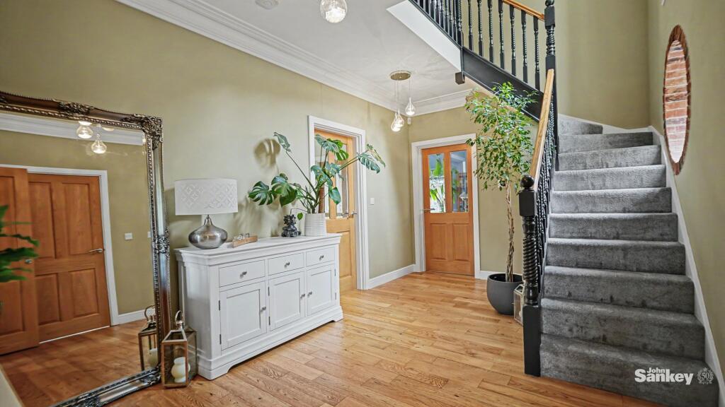 House in Nottingham - View 5