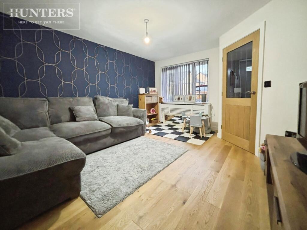 House in Barnsley, Holly Bank Estate, Wombwell - More