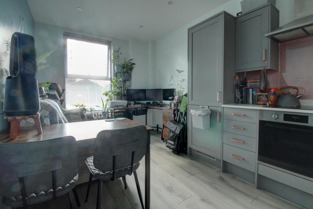 Romany Road, Worthing, BN13