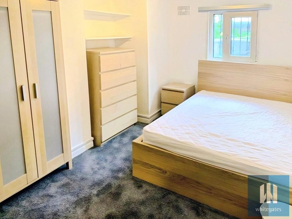 6 bedroom terraced house for rent