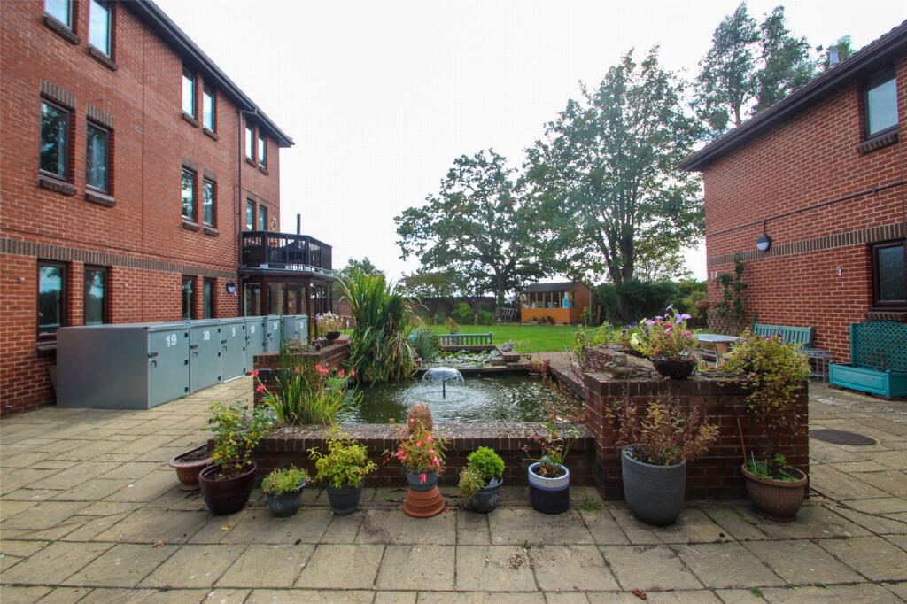 Main image of property: Hamble Lane, Hamble, Southampton, Hampshire, SO31