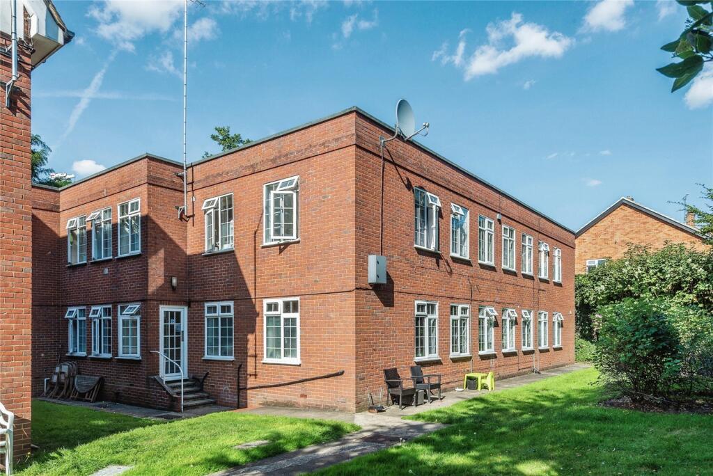 Main image of property: Epsom Road, Leatherhead, Surrey, KT22