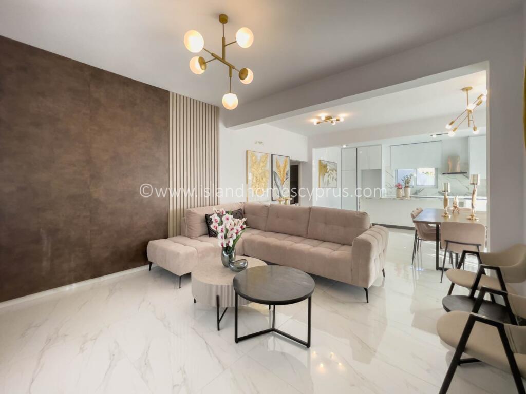 Main image of property: Paralimni
