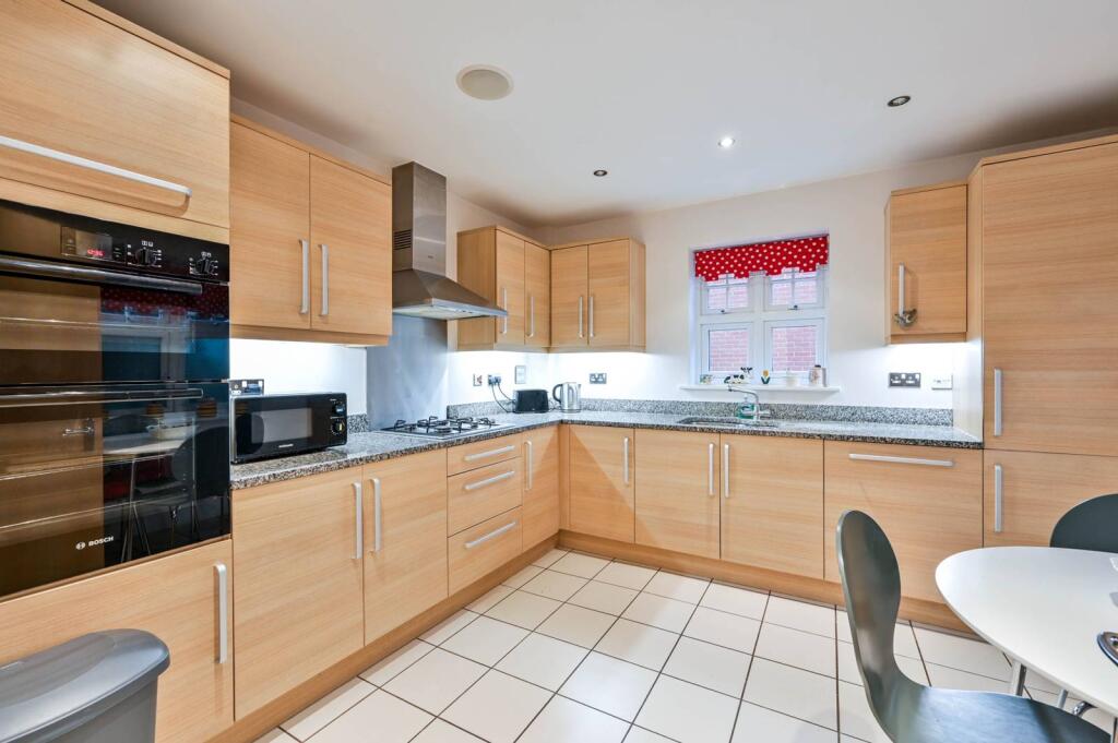 Main image of property: Hook Heath Avenue, Hook Heath, Woking, GU22