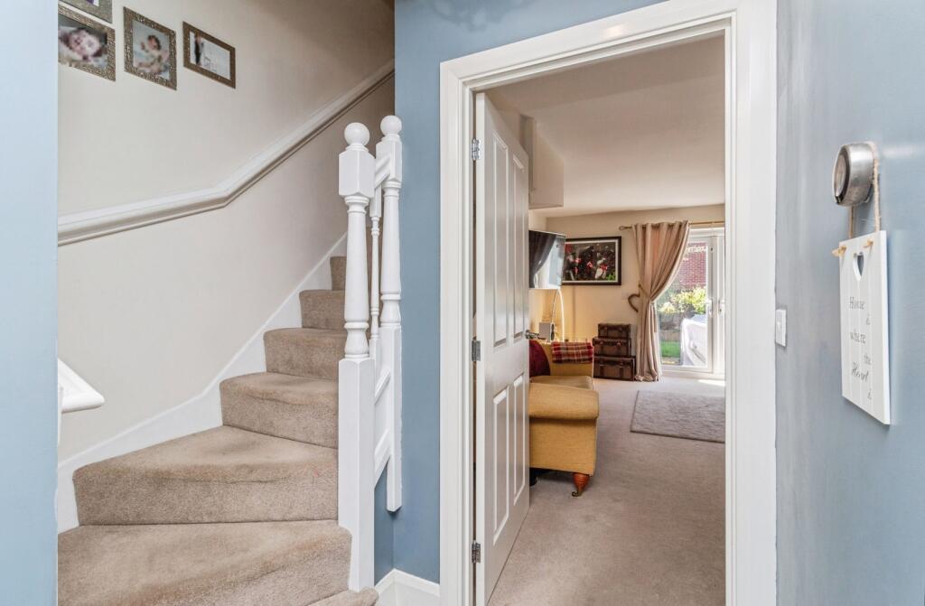 House in Stafford, Holmcroft - View 2