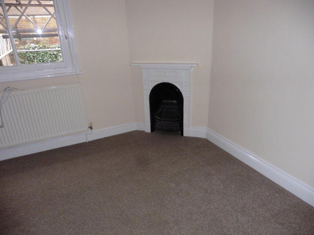 House in Tonbridge - More