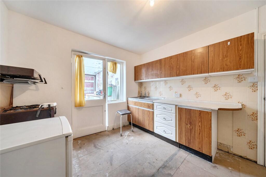 House in London, Aperfield - View 5