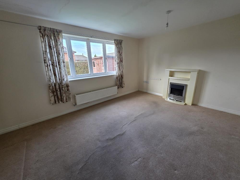 Northcote Avenue, Wythenshawe photo 4