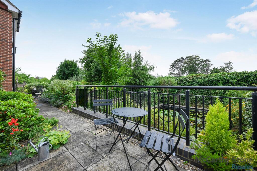Main image of property: Stewart Court, High Street, Epping, CM16 4FJ