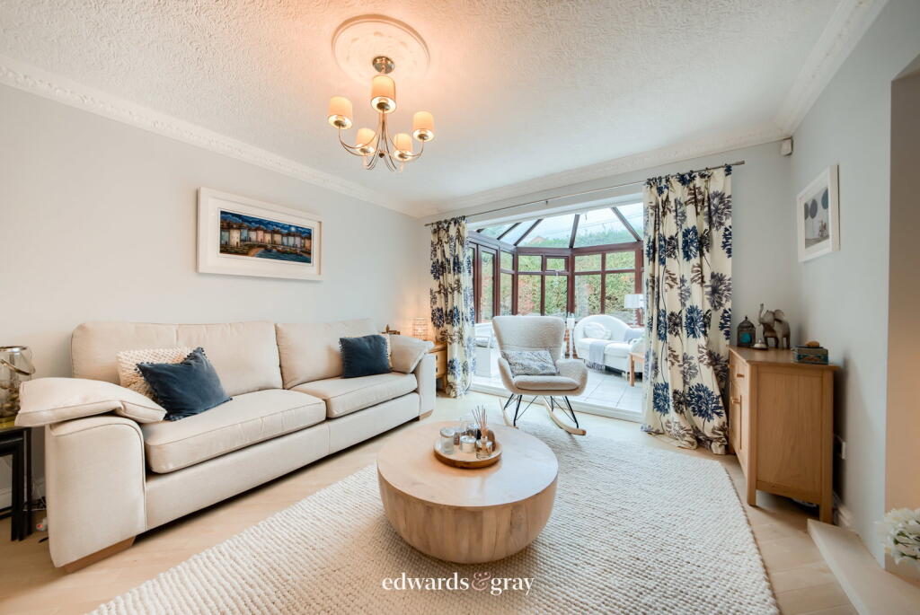 House in North Warwickshire, Coleshill - More