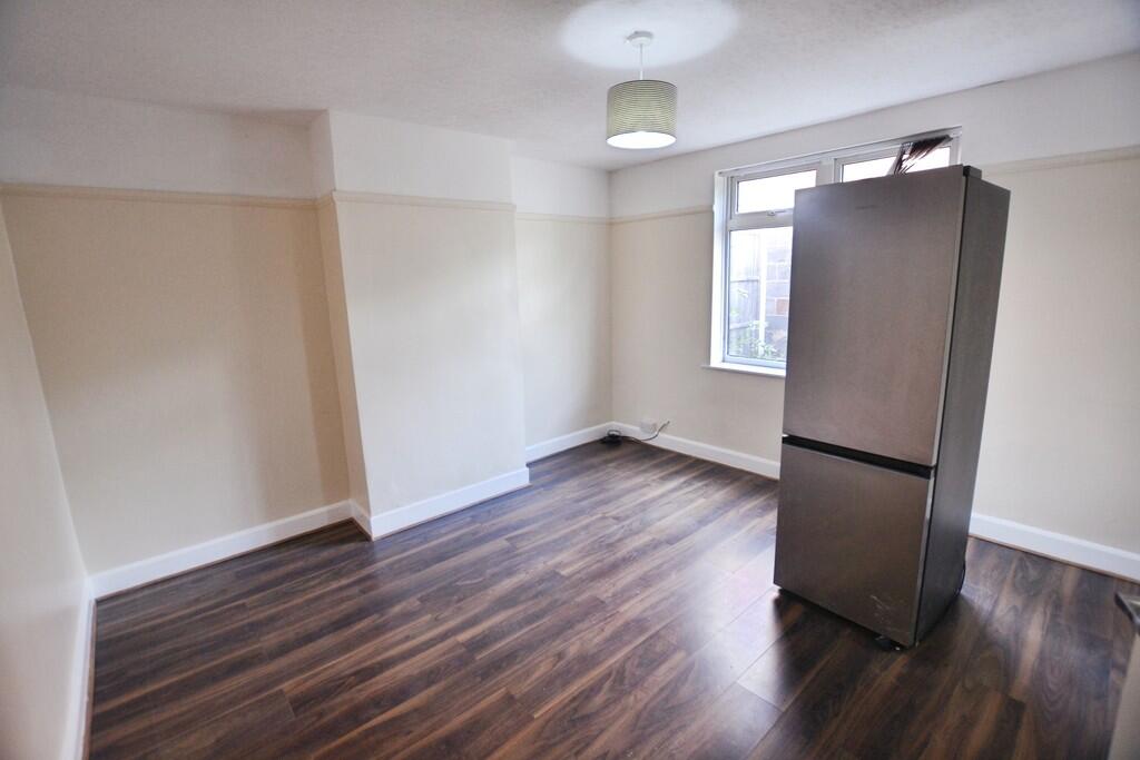 House in Oadby and Wigston, Leicestershire - View 4