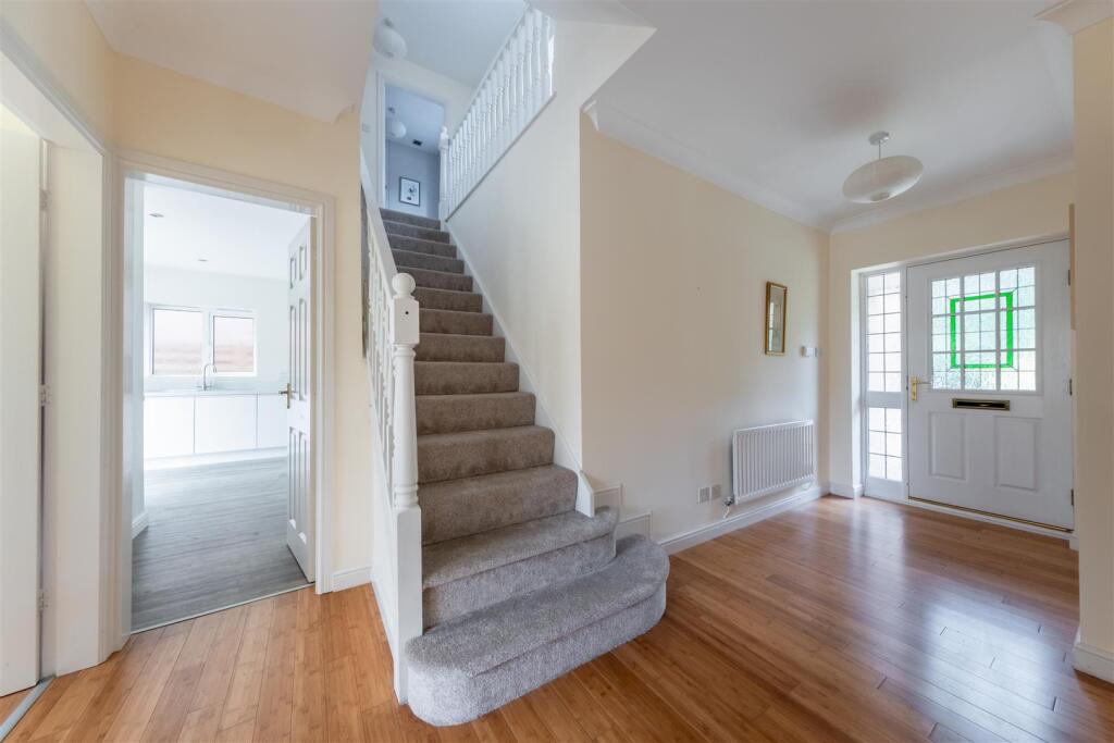 Monarch Drive, Northwich photo 2