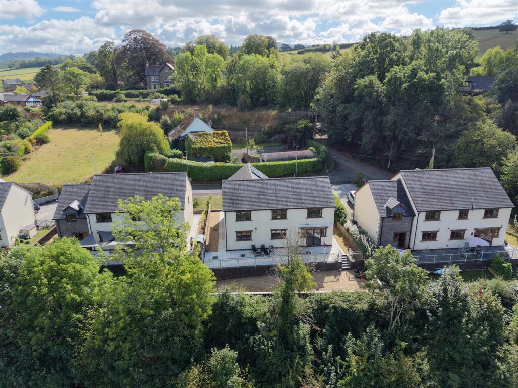 House in Felindre, Gwernyfed - View 5