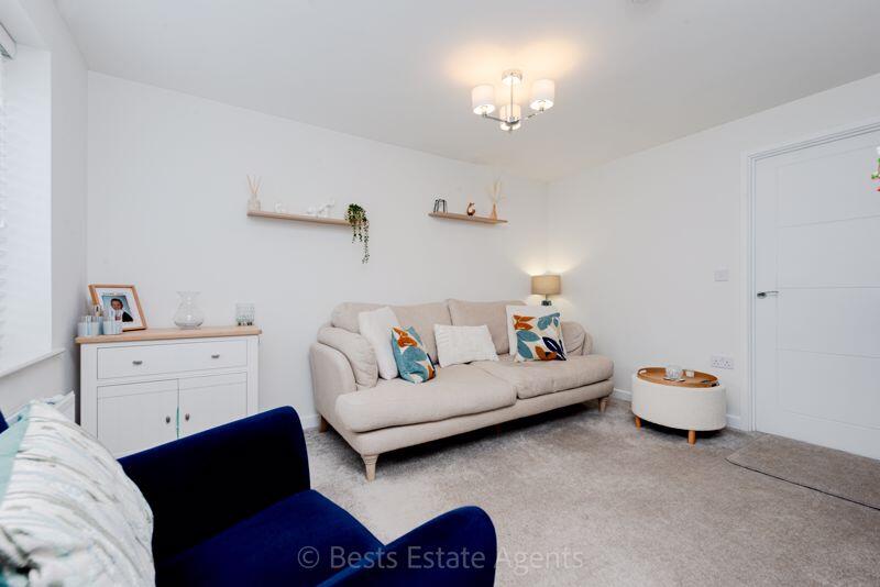 Sonoran Close, Runcorn photo 2