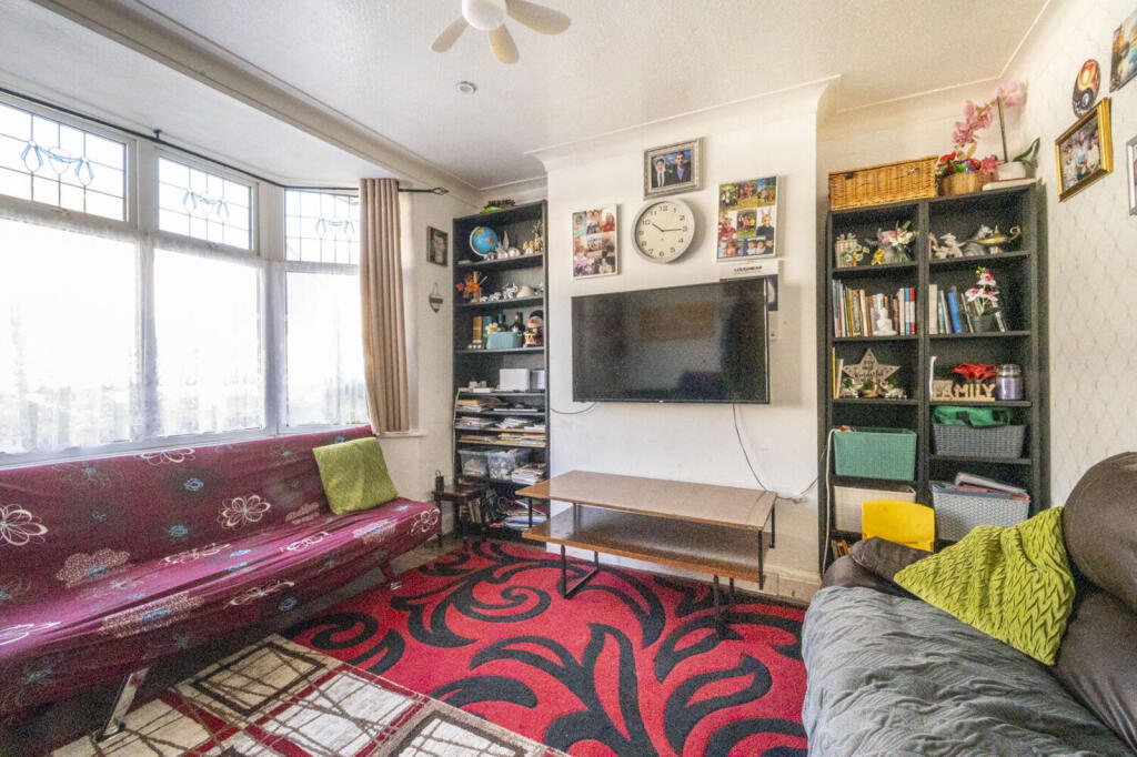 House in London - View 3