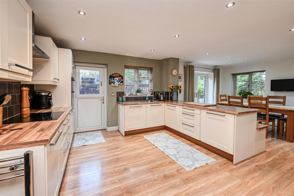 House in Telford - View 4