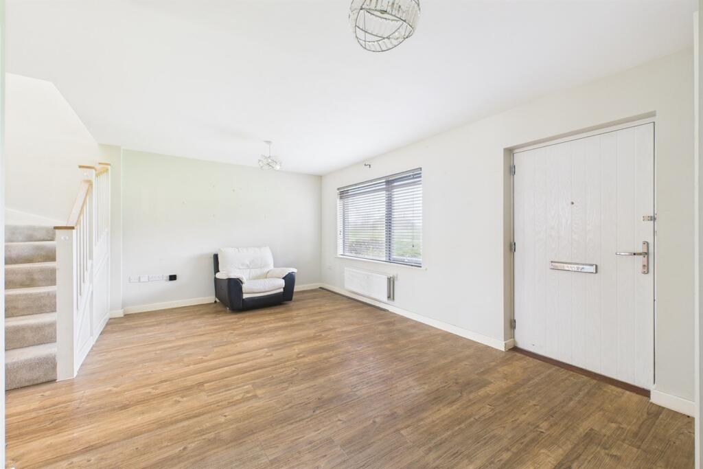 House in London - View 5