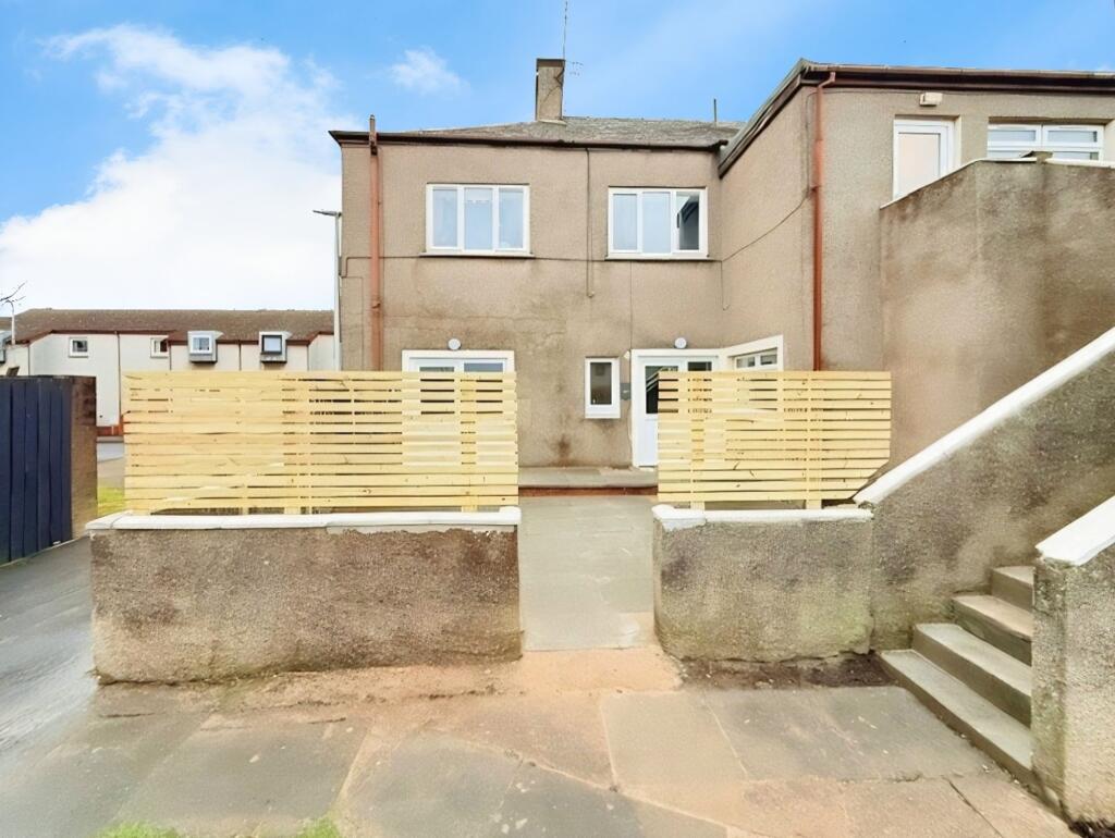 Main image of property: High Street, Methil, KY8