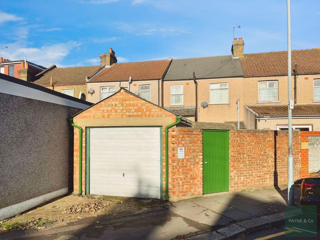 Main image of property: Wellesley Road, Ilford, IG1