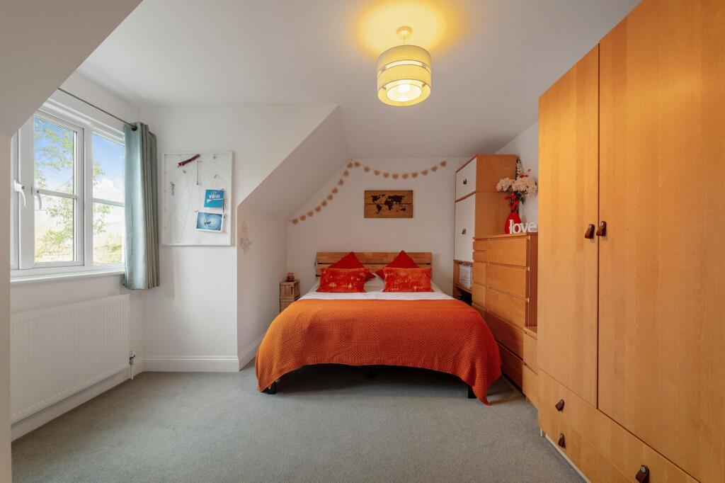 Additional image 38 of Bucknalls Drive, Bricket Wood, AL2