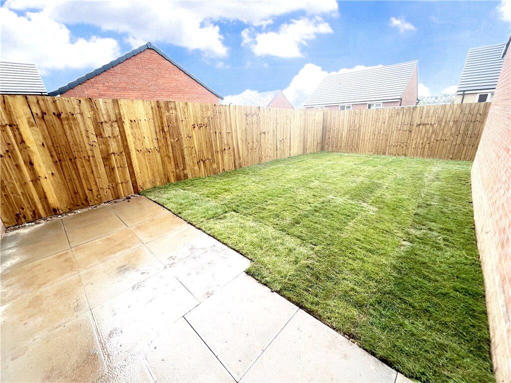 Taylor Way, Gedling, Nottingham photo 2