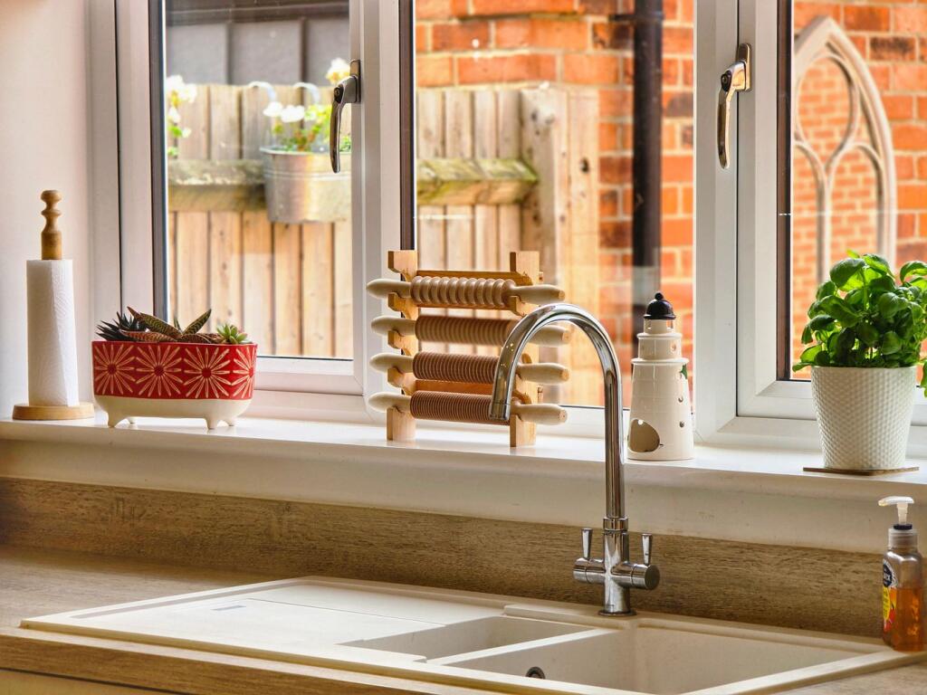 House in Ampthill, Central Bedfordshire - View 4