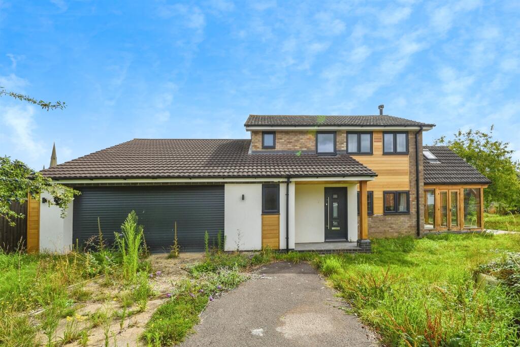3 bedroom detached house for sale in St. Andrews Close, Helpringham ...