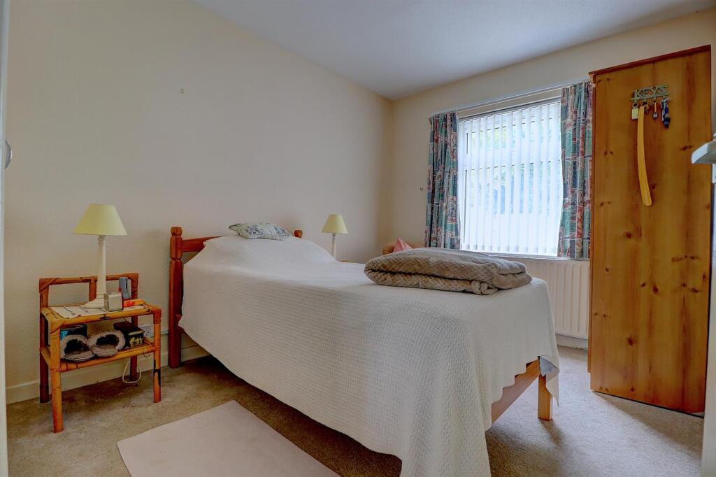 Apartment in Exeter - More