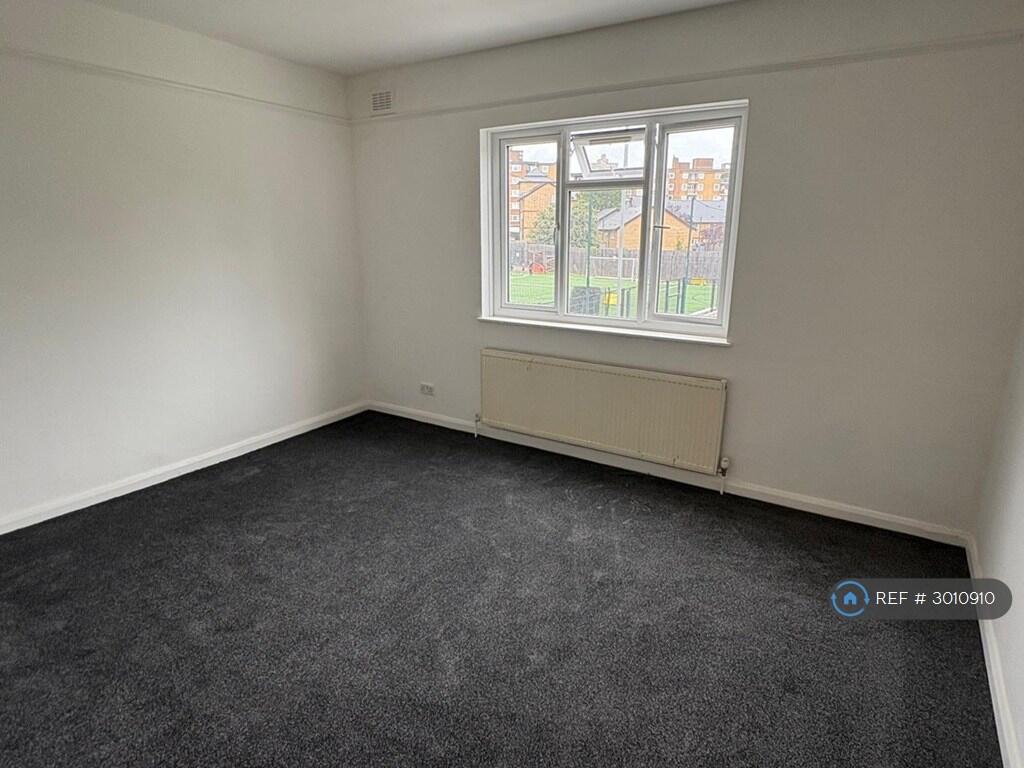 Apartment in London - View 2