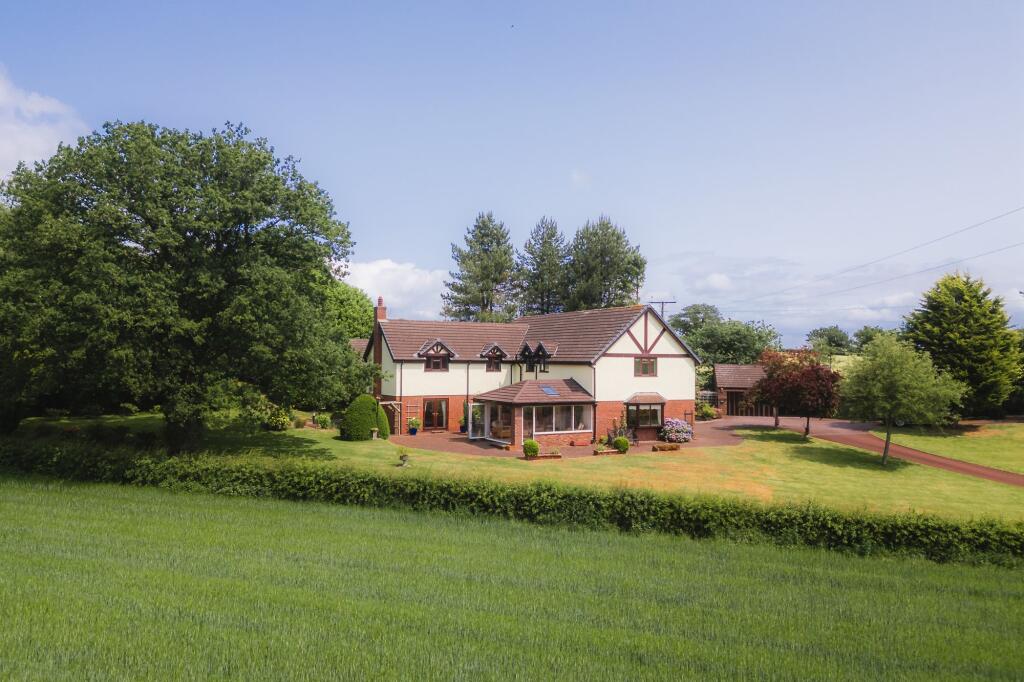 4-bed detached on Sandybank Farm, Mill Lane, Little Budworth, CW6 9DD, £1,250,000
