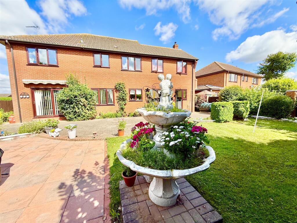 Main image of property: Croft Hill, Stokesby, NR29