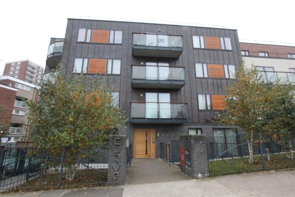 Main image of property: The Curve