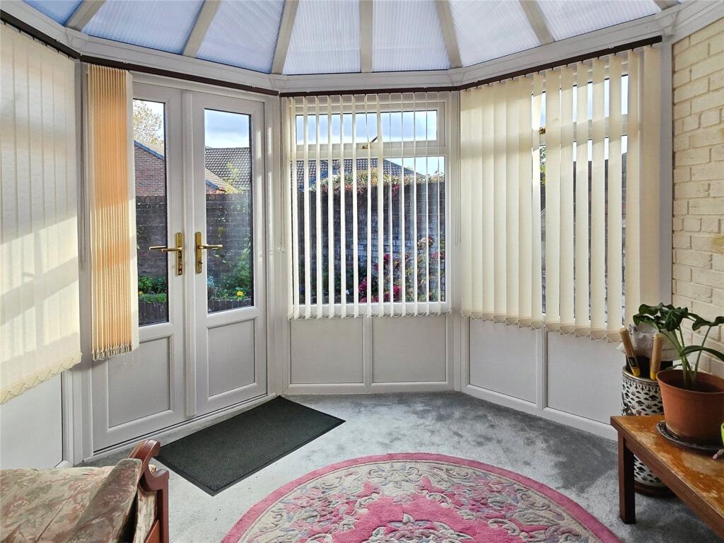Meadowbrook Court, Twmpath Lane, Gobowen, Oswestry, SY10 photo 3