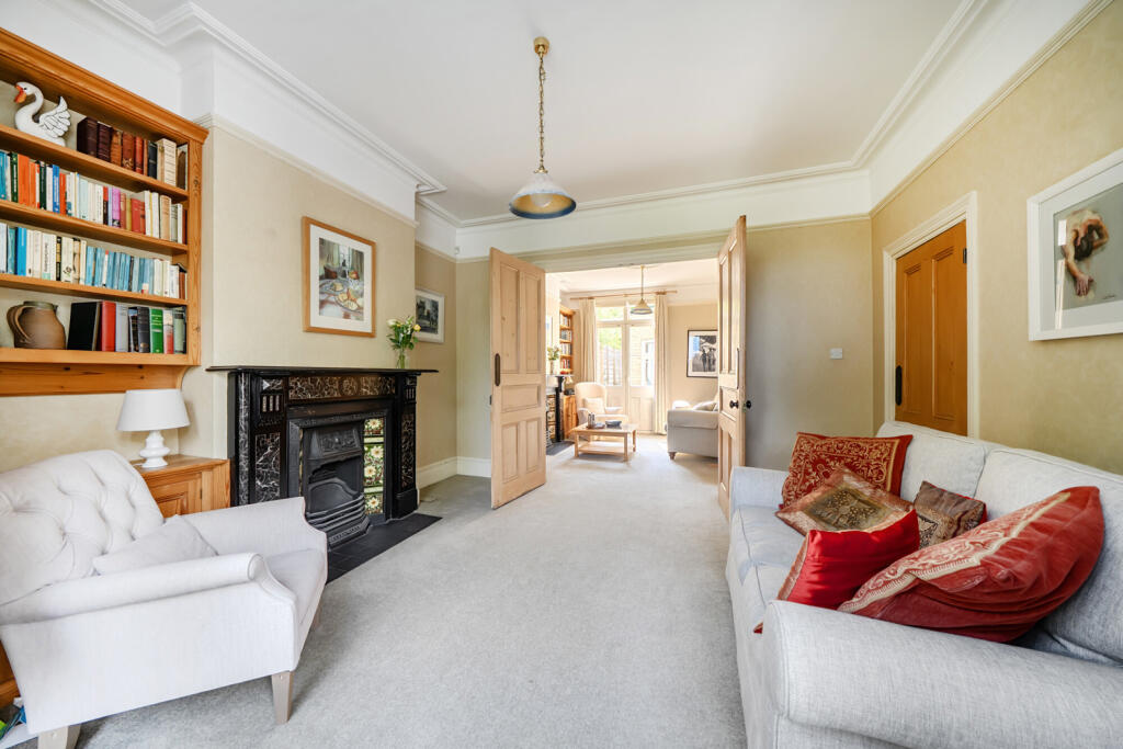 House in London - View 4