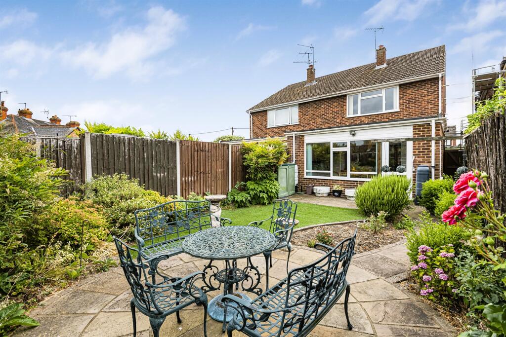 Main image of property: Oak Tree Road, Marlow