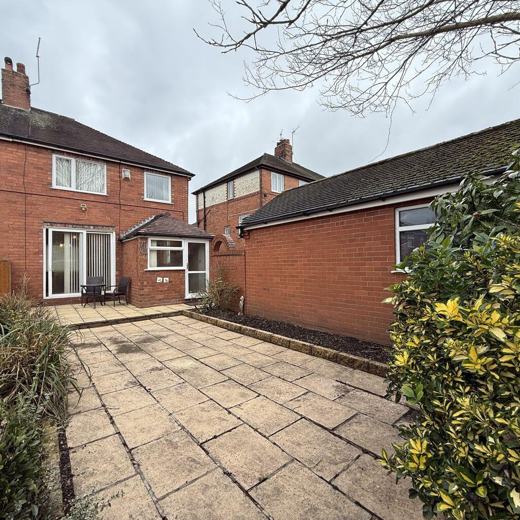 Stross Avenue, Stoke-On-Trent photo 2