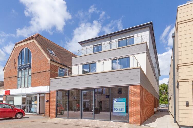 Main image of property: High Street, Kidlington