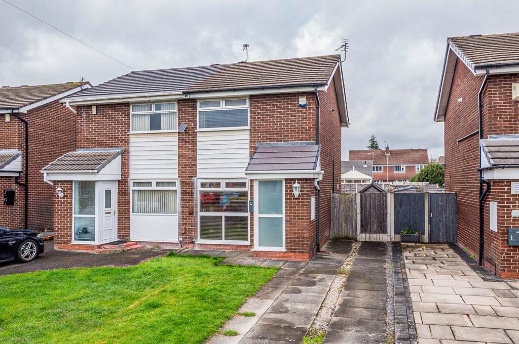 Main image of property: Rossett Drive, Davyhulme, Manchester, M41
