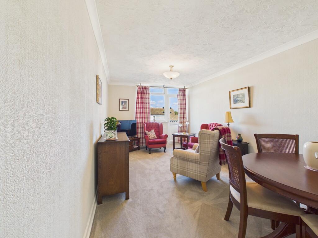 Apartment in Hull, Kingston upon Hull - More