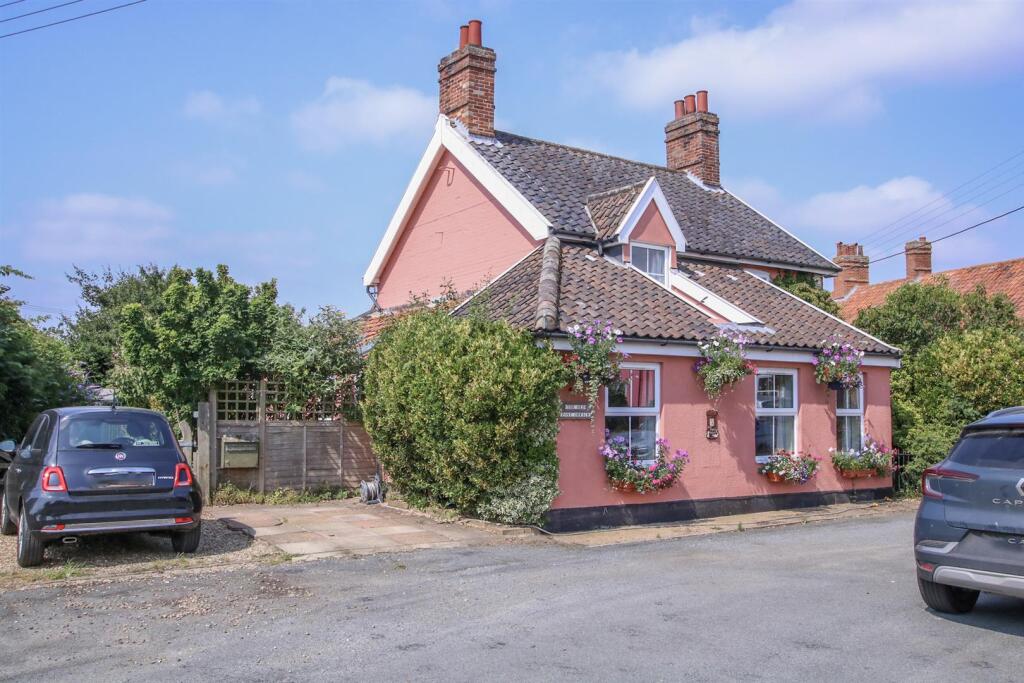 Post Office Road, Knodishall, Saxmundham photo 2