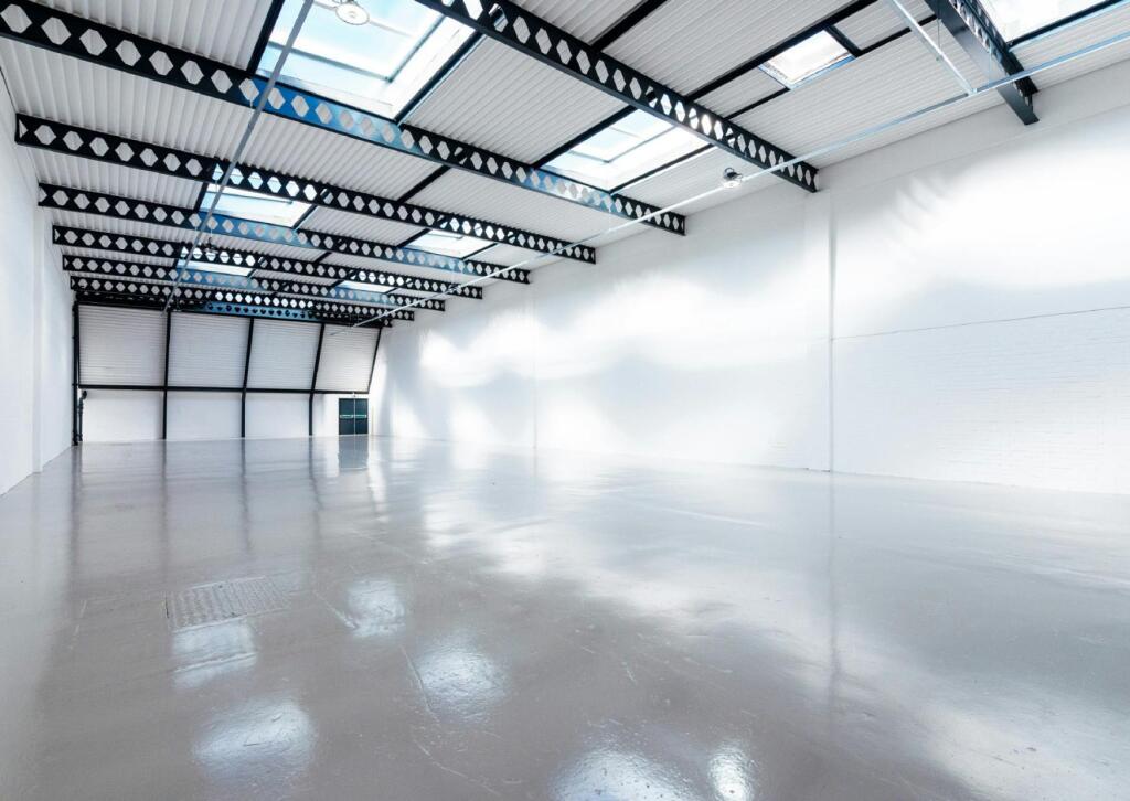 P4 Unit 7 Warehouse Internal.jpg