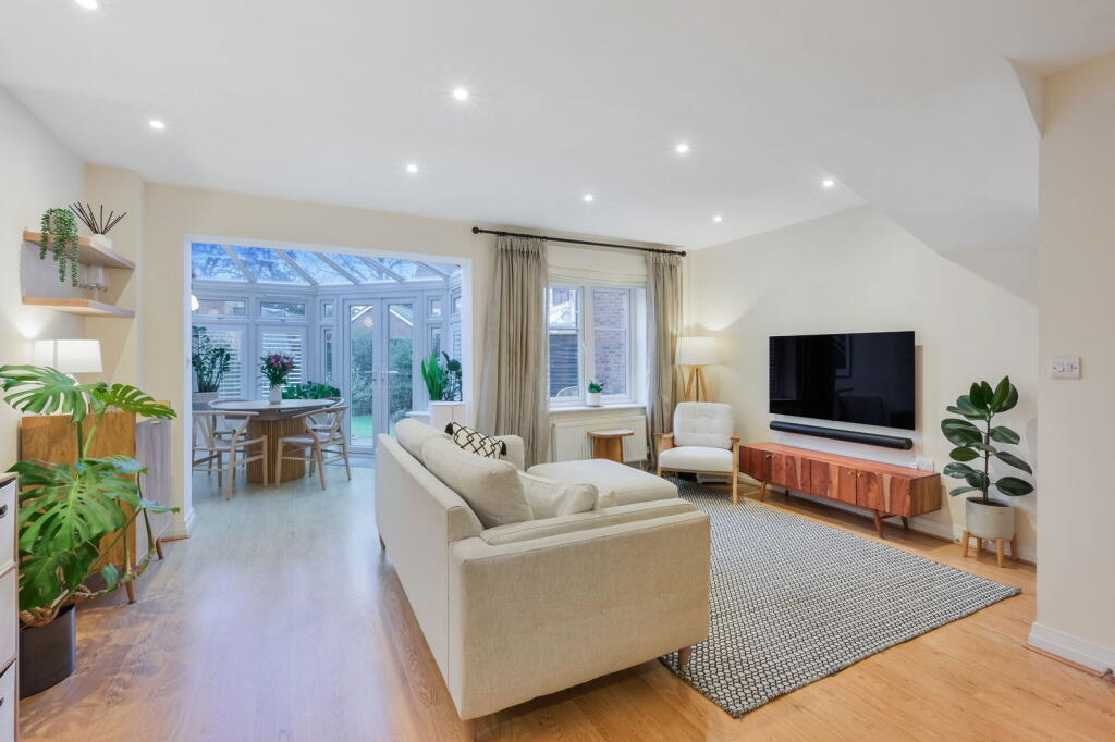 Main image of property: Caberfeigh Close, Redhill