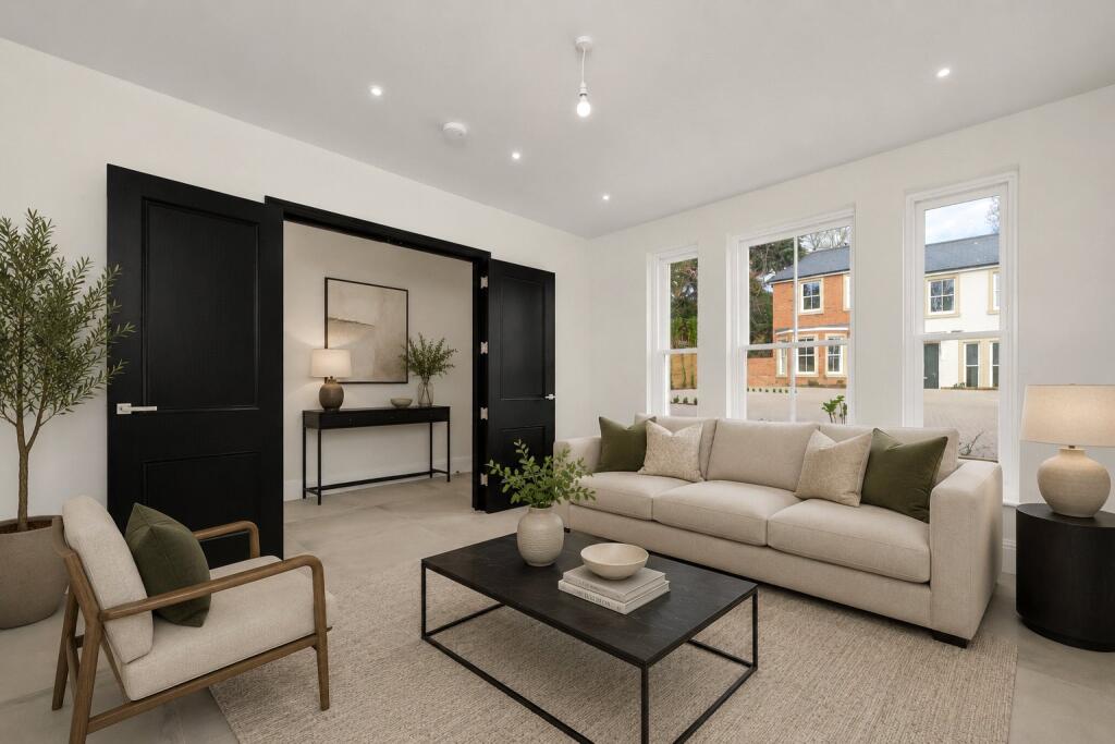 Twinoaks, Cobham, KT11 photo 3