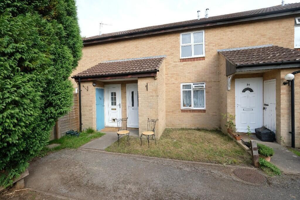1-bed flat on Rosewood Gardens, Southampton, Hampshire, SO40, £80,000