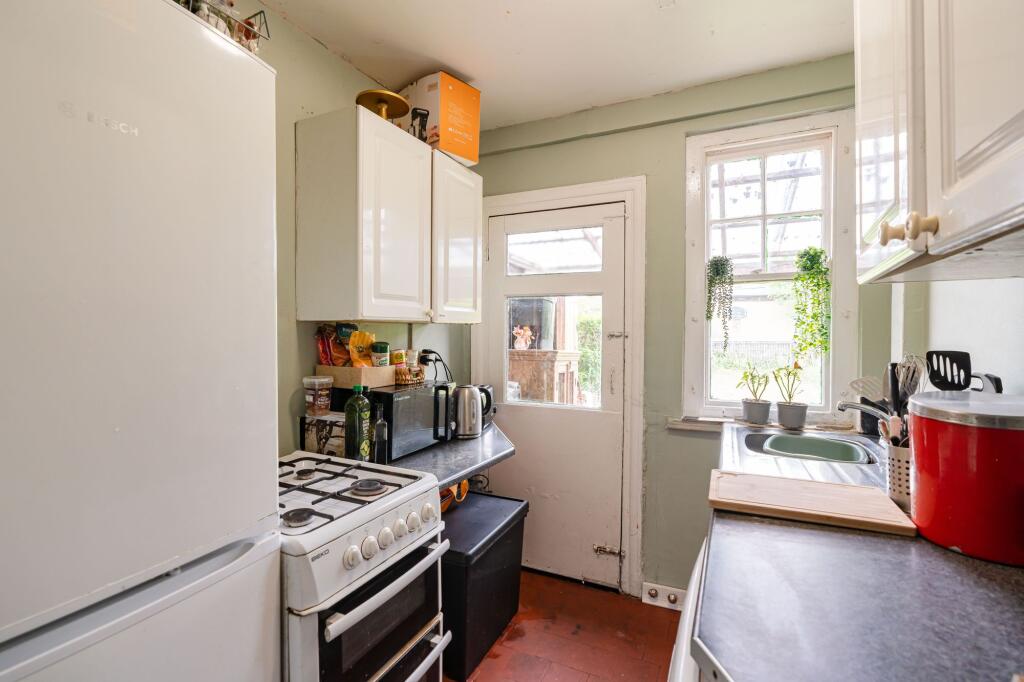 House in Oxford, Florence Park, Cowley - View 3
