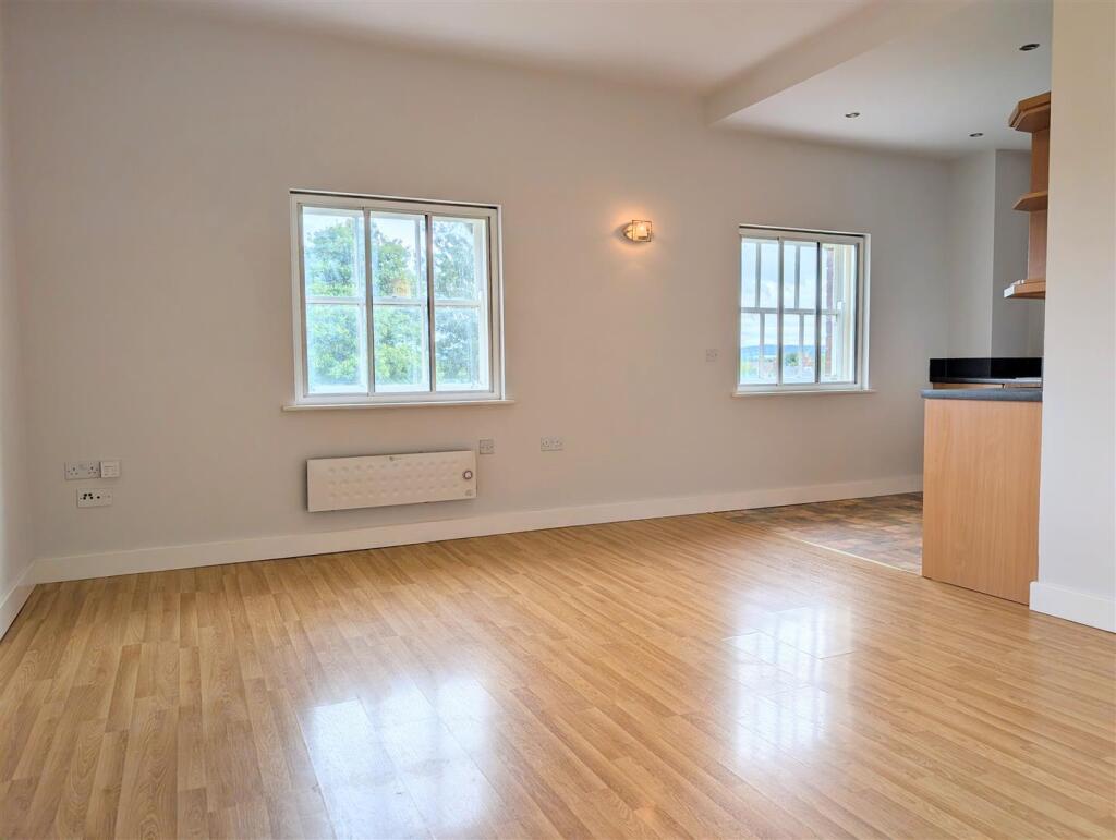 Apartment in Shrewsbury - View 2