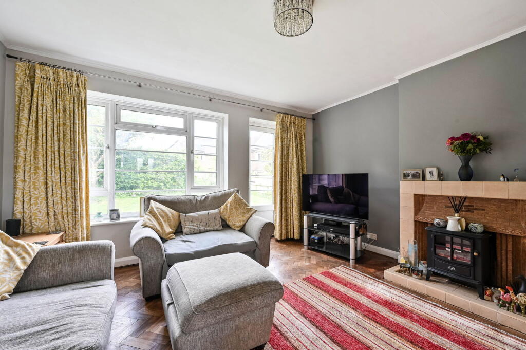 House in Guildford, Surrey - View 5