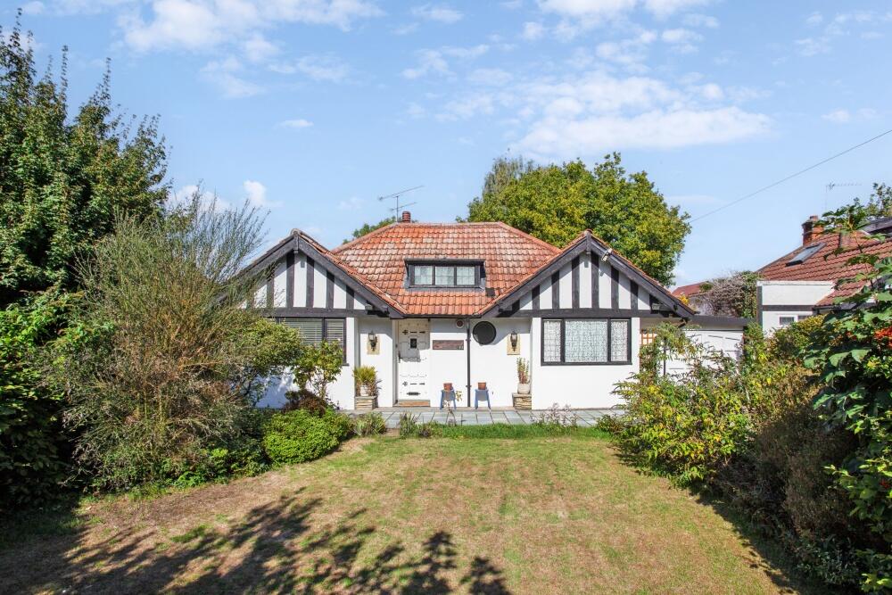 Richings Way, Iver, SL0 photo 2
