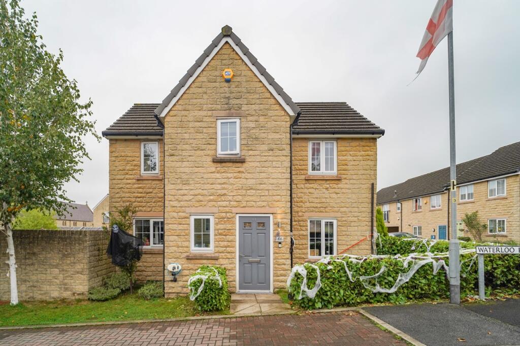 Main image of property: Waterloo Road, Burnley, Lancashire