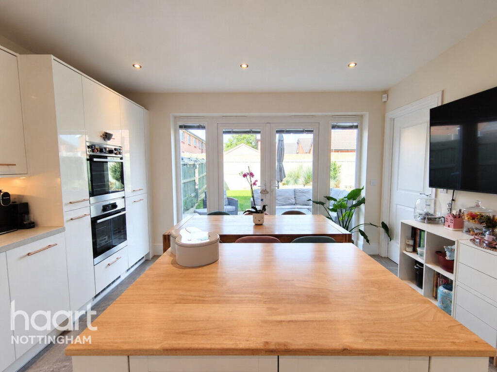 House in Rushcliffe, Newton Garden Village, Newton - View 5